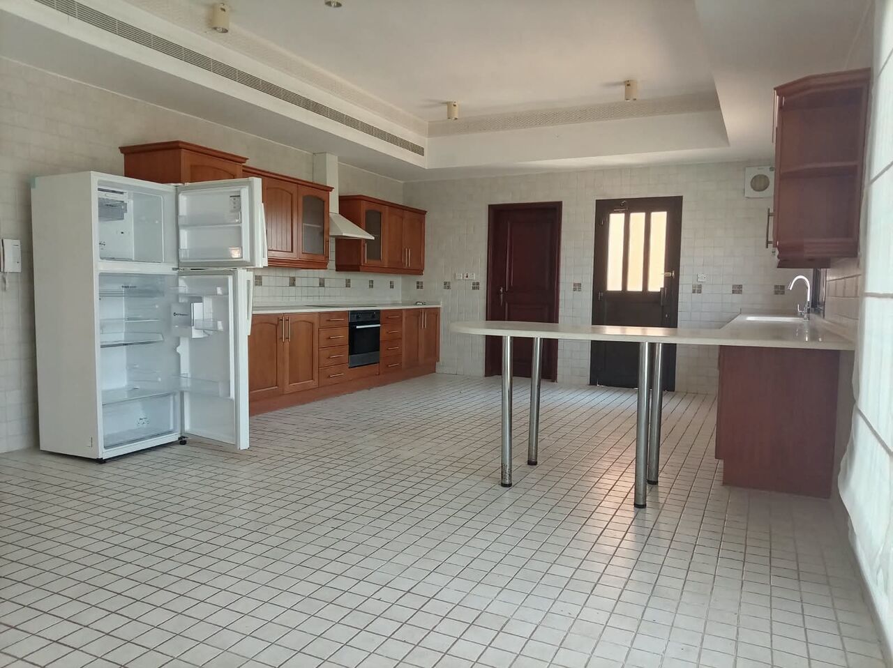 Tubli, Villas, BHD 1500,  Semi Furnished Villa For Rent In Tubli With Ewa