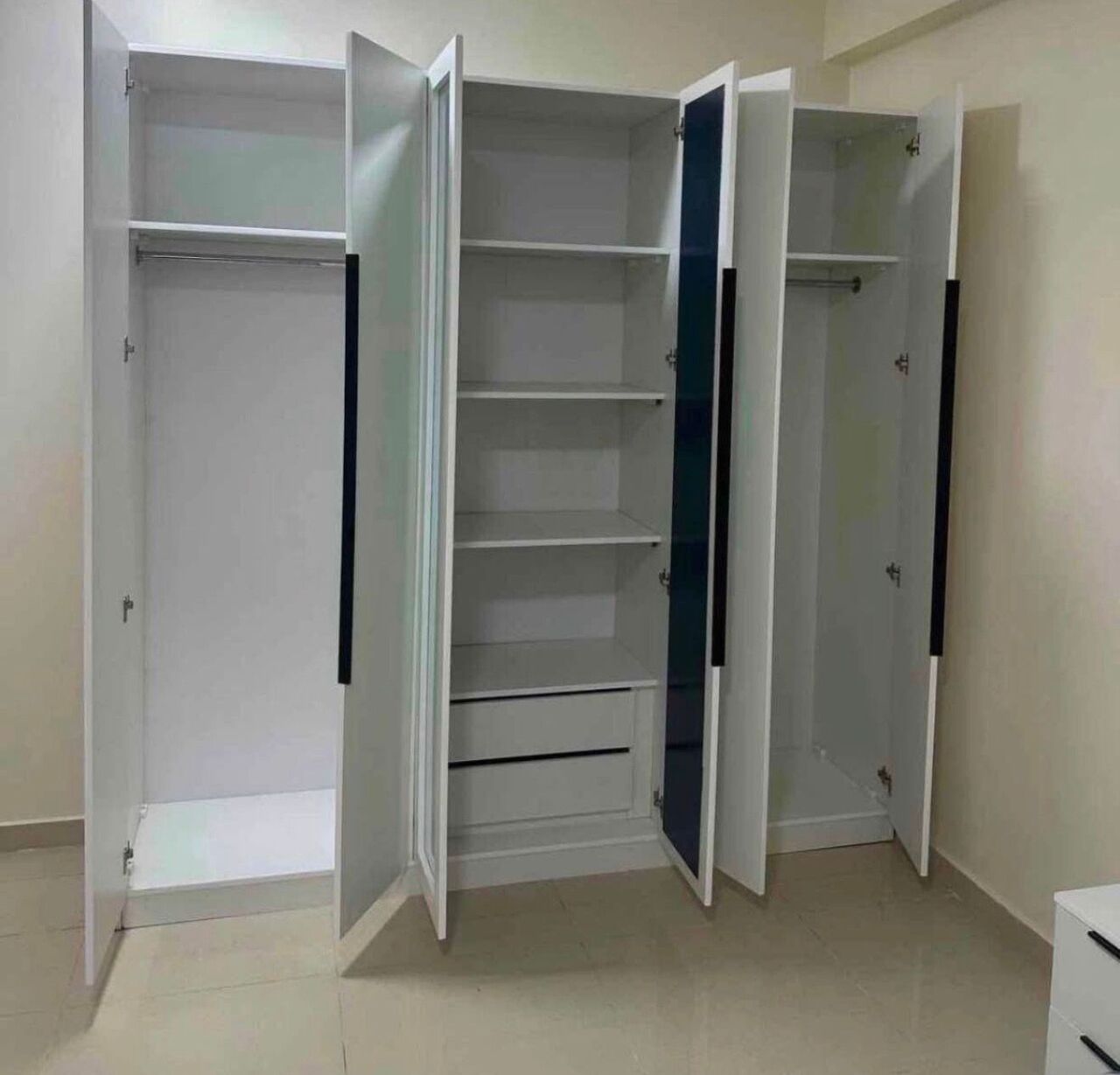 Jeddah, Furniture, SAR 2,  New Premium Quality Modern Bedroom Set Available