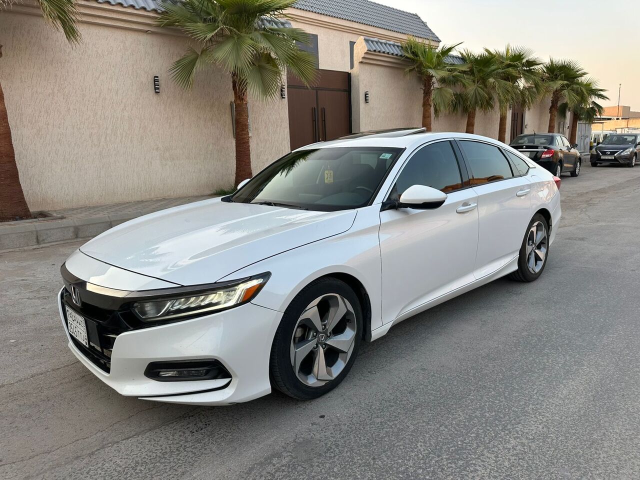 Riyadh, Vehicles, Cars & Trucks , SAR 68000,  Honda Accord,  2019,  Automatic,  207000 KM,    Fully Loaded With Sunroof N Very Reasonable Price