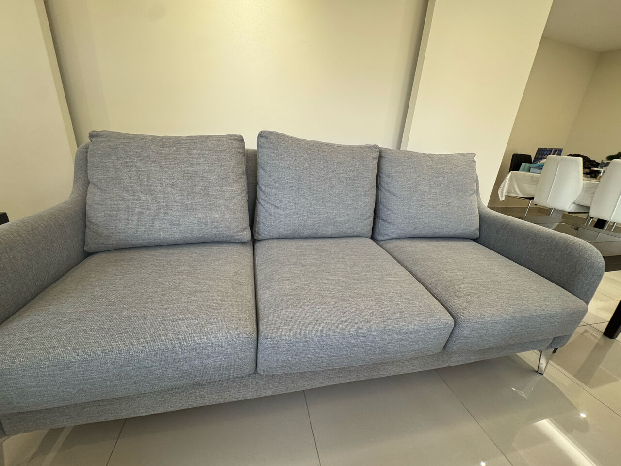 Al Rabwah, Furniture, SAR 1200,  Elegant 6-Seater Living Room Sofa Set &ndash; Almost New