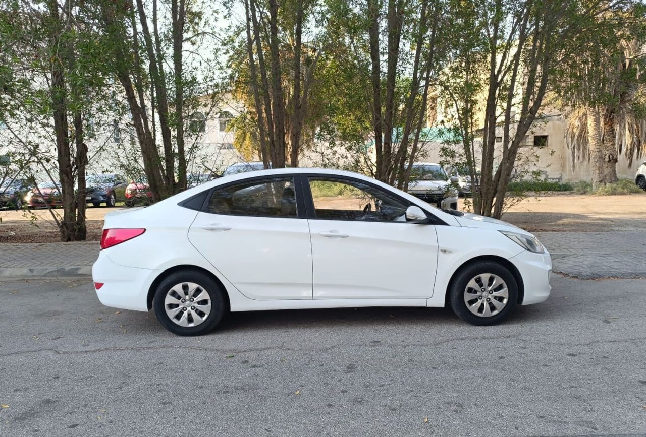 Manama, Vehicles, Cars & Trucks , BHD 2100,  Hyundai Accent,  2017,  Automatic,  125000 KM,  EXCELLANT CONDITION