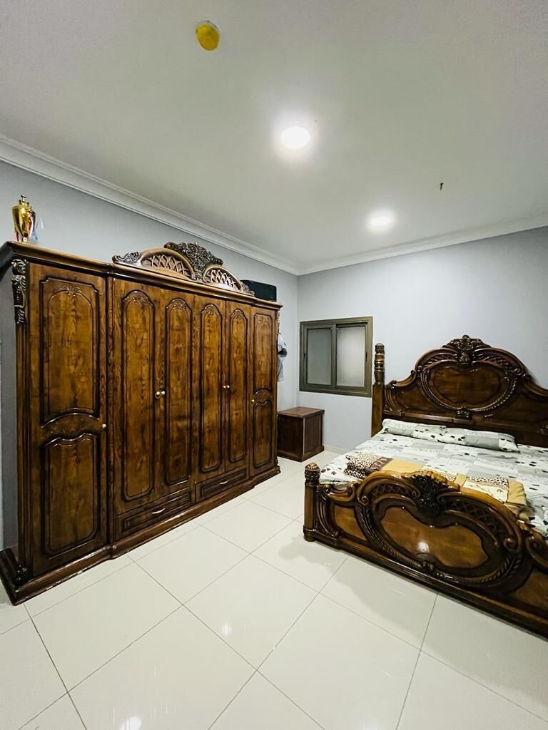 Jubail, Furniture, SAR 2500,  1 Big Bed 3 Small ,Soapa Set ,2 Wardrobe For Clothes