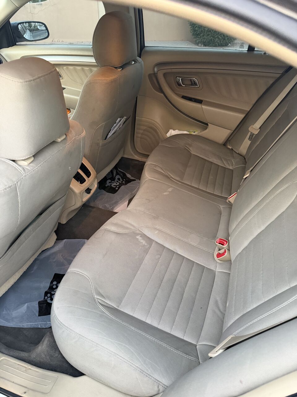 Riyadh, Vehicles, Cars & Trucks , SAR 25000,  Ford Taunus,  2013,  Automatic,  400000 KM,  Ford Taurus