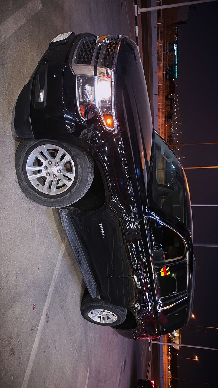 Riyadh, Vehicles, Cars & Trucks , SAR 80000,  Chevrolet Tahoe Black 2018 (143,000KM),  2018,  Automatic,  143000 KM,  Chevrolet Tahoe  Black 4x4