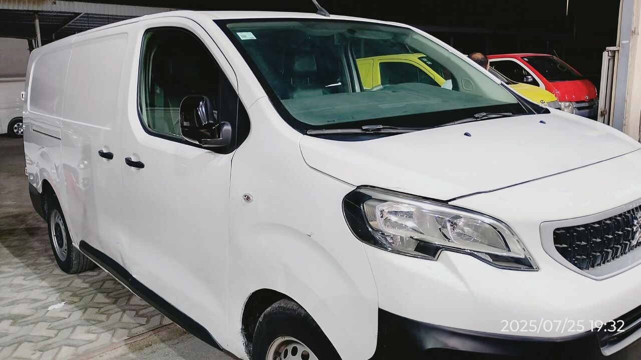 Sulai, Vehicles, Cars & Trucks , SAR 39500,  Peugeot Expert,  2022,  Automatic,  170000 KM,
