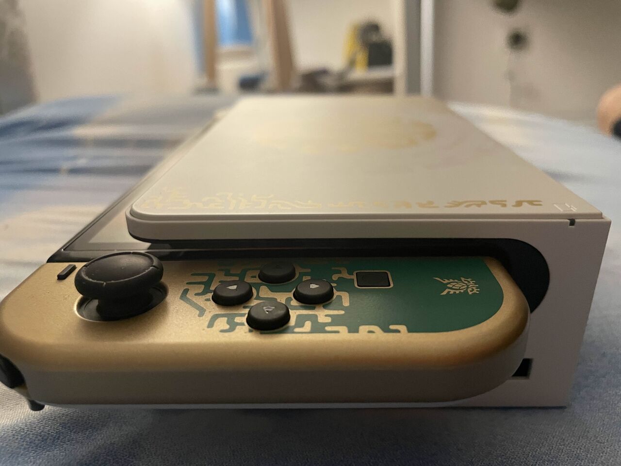 Khobar, Video Games, SAR 1300,  Selling Rare Nintendo Switch OLED Limited Zelda Edition (Value 1900 SAR Selling For 1300)