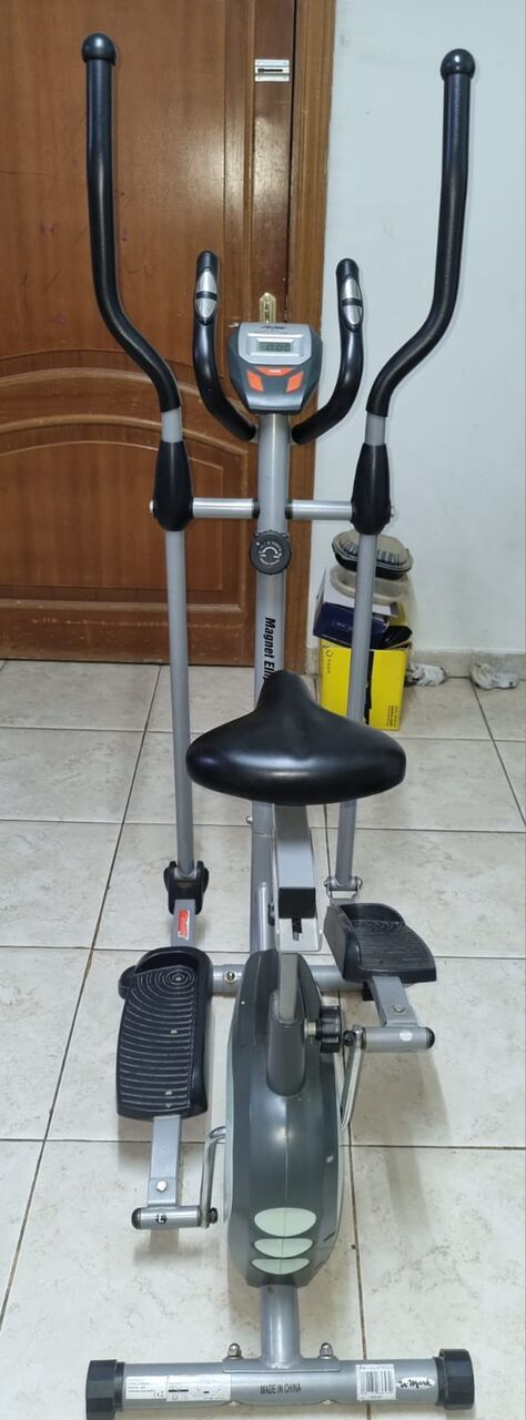 Riyadh, Household Items, SAR 600,  Lifegear Magnectic Elliptical Transorbit By Umark Sports