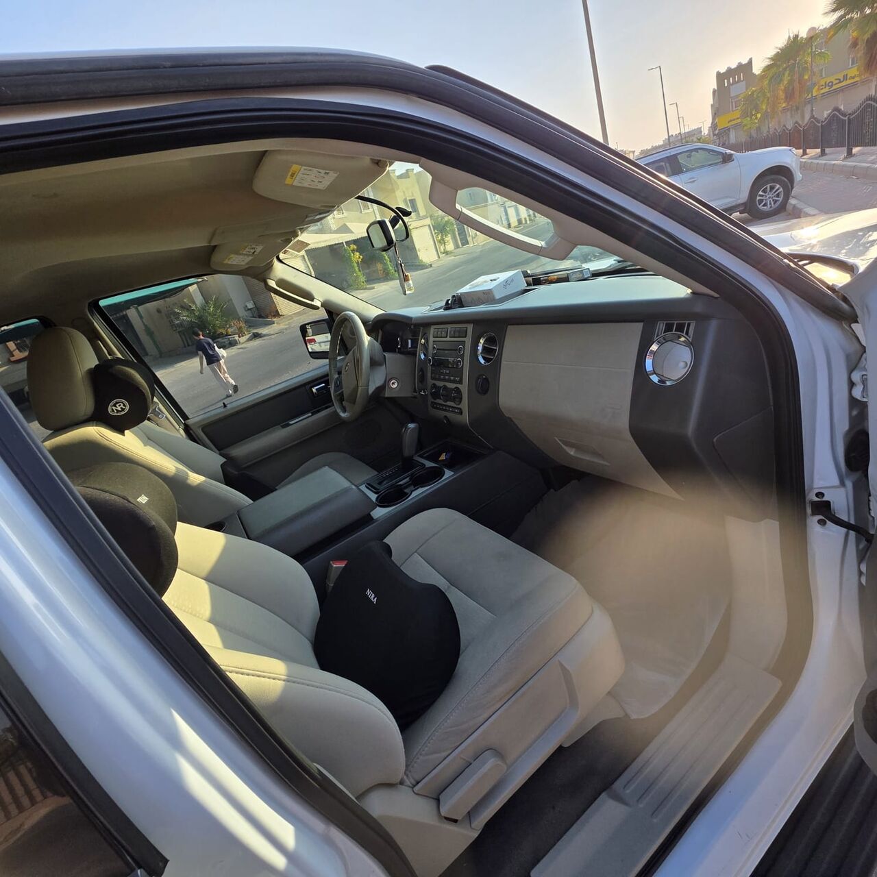Jubail, Vehicles, Cars & Trucks , SAR 42000,  Ford Expedition,  2013,  Automatic,  275 KM,    Model