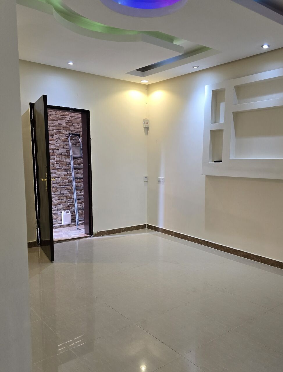 Al Yarmouk, Commercial Villas, SAR 1,  126 Sq. Meter,  Luxury Hotel Apartment For Sale In Al Yarmouk District &ndash; Riyadh