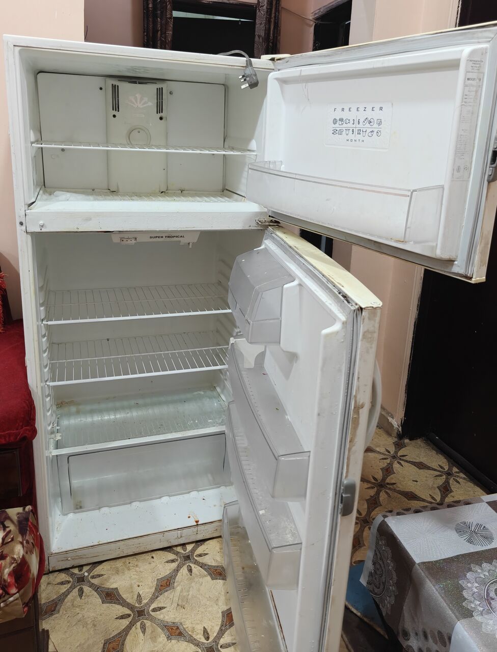 Jubail, Appliances, SAR 485,  Kelvinator Refrigerator; Large; 12.7 Cu.ft (370 Liters)