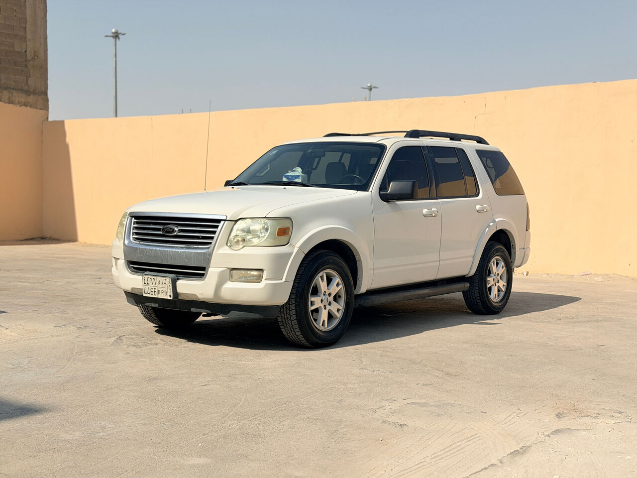 Al Malaz, Vehicles, Cars & Trucks , SAR 17000,  Ford Explorer,  2010,  Automatic,  276204 KM,    4x4 | 4.0L V6 |  | Clean & Maintained