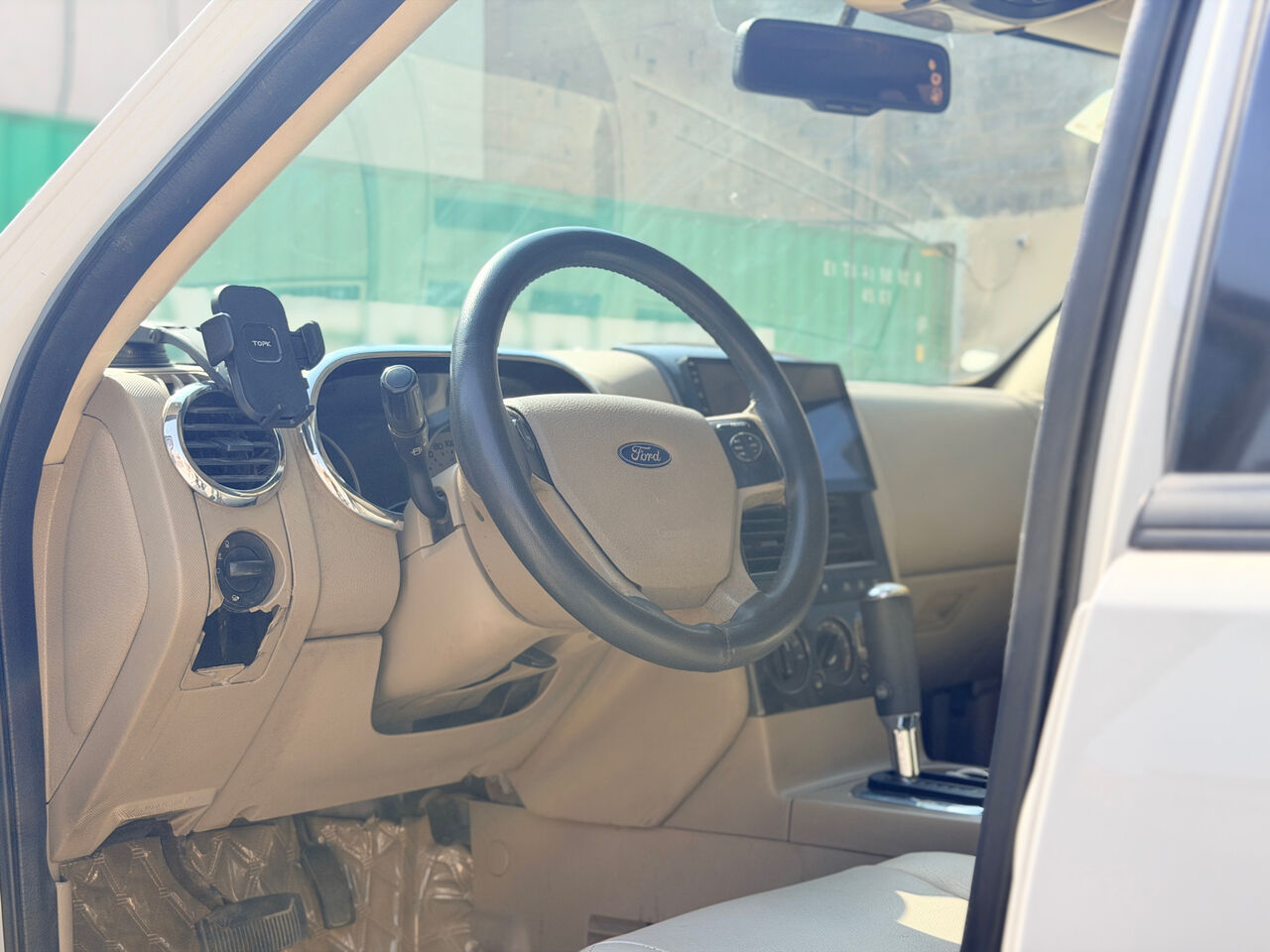 Al Malaz, Vehicles, Cars & Trucks , SAR 17000,  Ford Explorer,  2010,  Automatic,  276204 KM,    4x4 | 4.0L V6 |  | Clean & Maintained