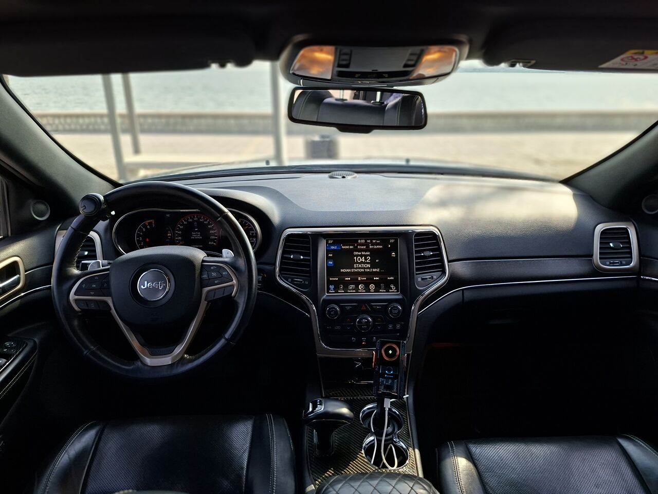 Manama, Vehicles, Cars & Trucks , BHD 5000,  Jeep Cherokee -V8,  2015,  Automatic,  150000 KM,   Model Jeep Cherokee For Sale