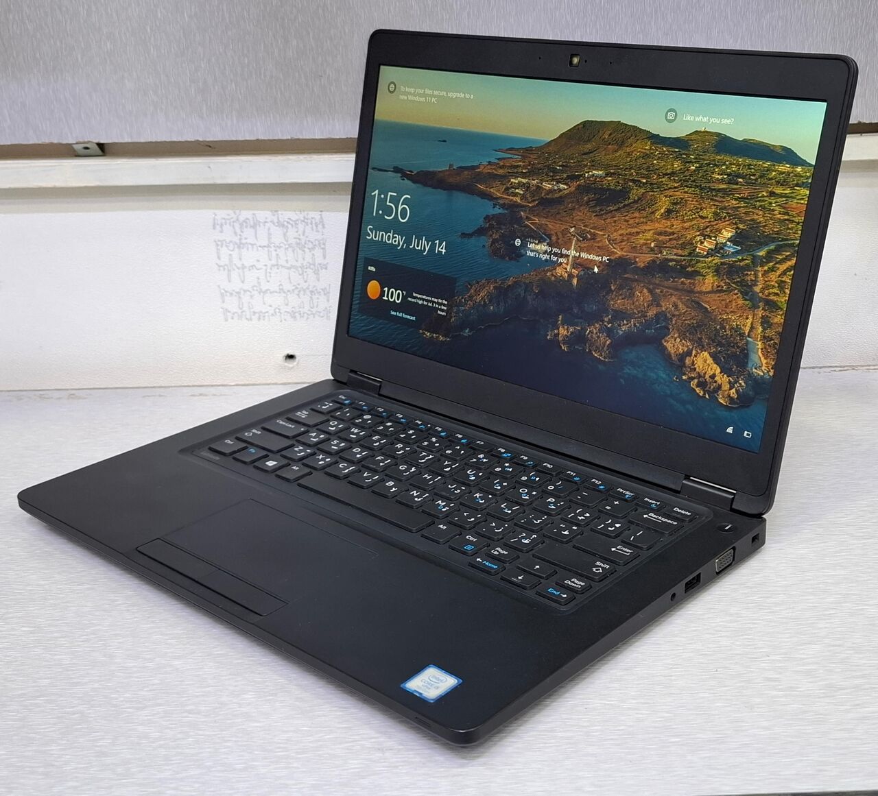 Manama, Computers, BHD 93,  DELL Core I7 8th Generation Professional Laptop 14" Full HD Screen 8GB DDR4 RAM 256GB SSD