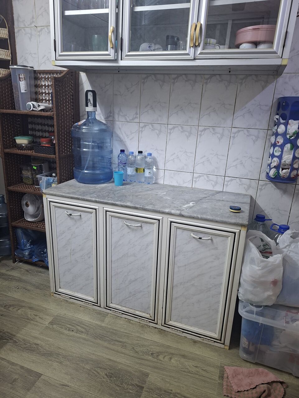 Al Wizarat, Furniture, SAR 300,  Aluminium Kitchen Cabinet + Granite Top + Upper Glass Cabinets