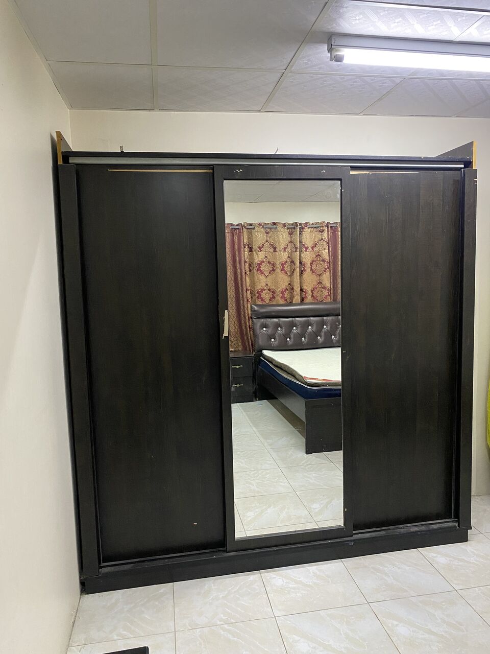 Khobar, Furniture, SAR 2500,  2 Bed Set, Sofa 7 Seater, 3 Coffee Tables