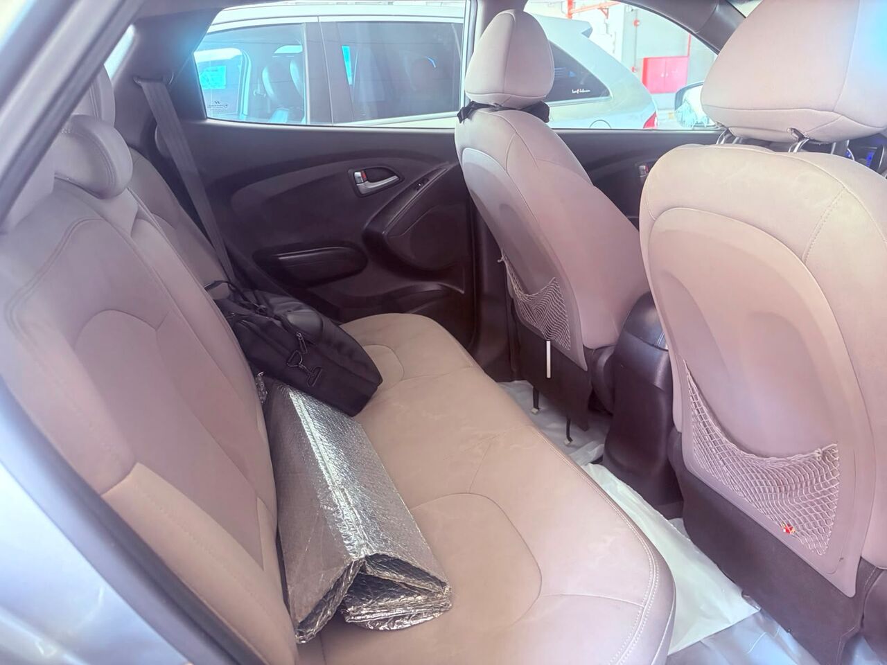 Khobar, Vehicles, Cars & Trucks , SAR 25000,  Hyundai Tucson,  2011,  Automatic,  364000 KM,    (SILVER) For Sale