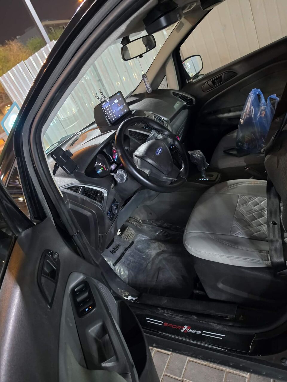 Al Malaz, Vehicle Lease Transfer, SAR 18500,  Filipino Owner Ford EcoSport
