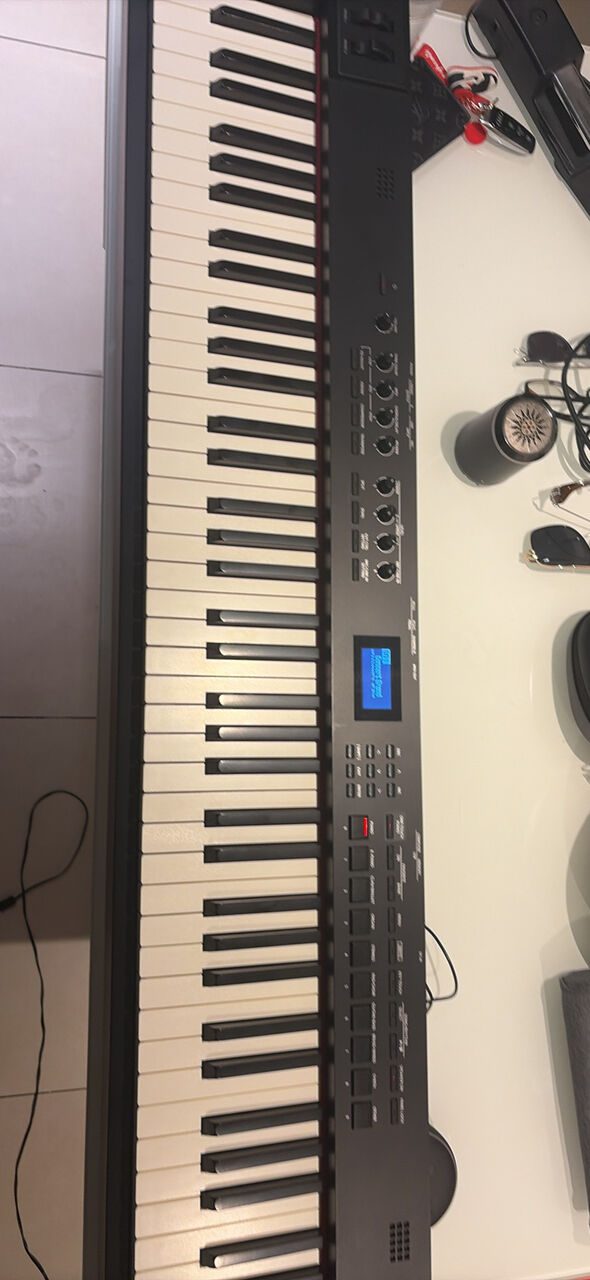 Al Narjis, Musical Instruments, SAR 2500,  Roland RD-88EX Digital Piano For Sale 🎹