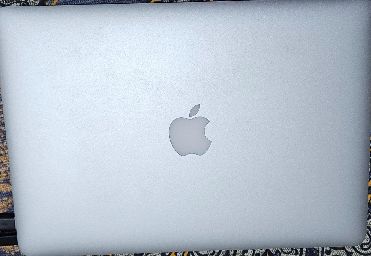 Riyadh, Tablet Computers, SAR 1300,  Macbook Air For Sale