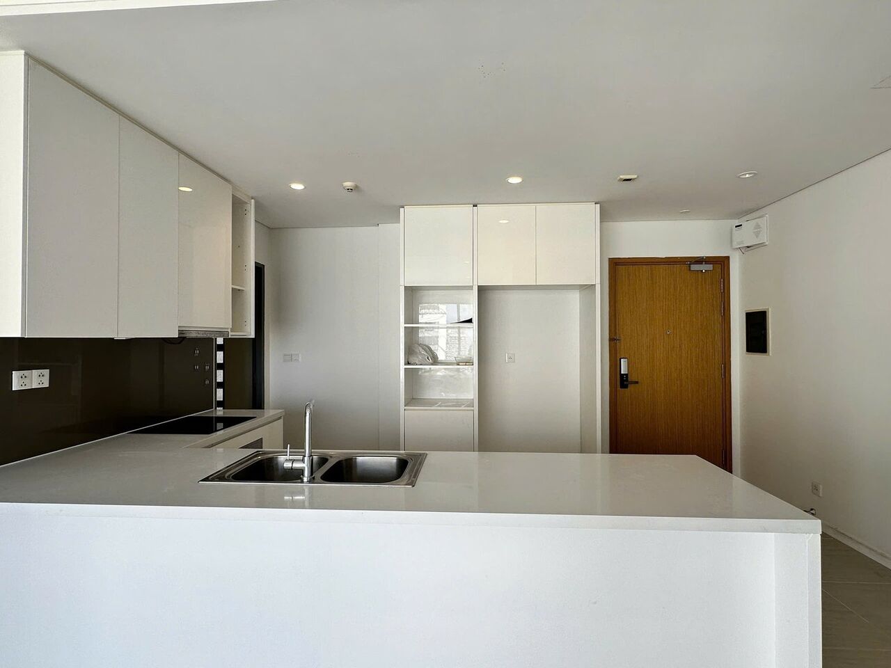 Ho Chi Minh City, Apartments, Flats, Houses & Villas, VND 43000000/month,  Furnished,  3 BR,  118 Sq. Meter,  Top Deal | FOR RENT | 3 Bedroom Apartment | Diamond Island | 118sqm