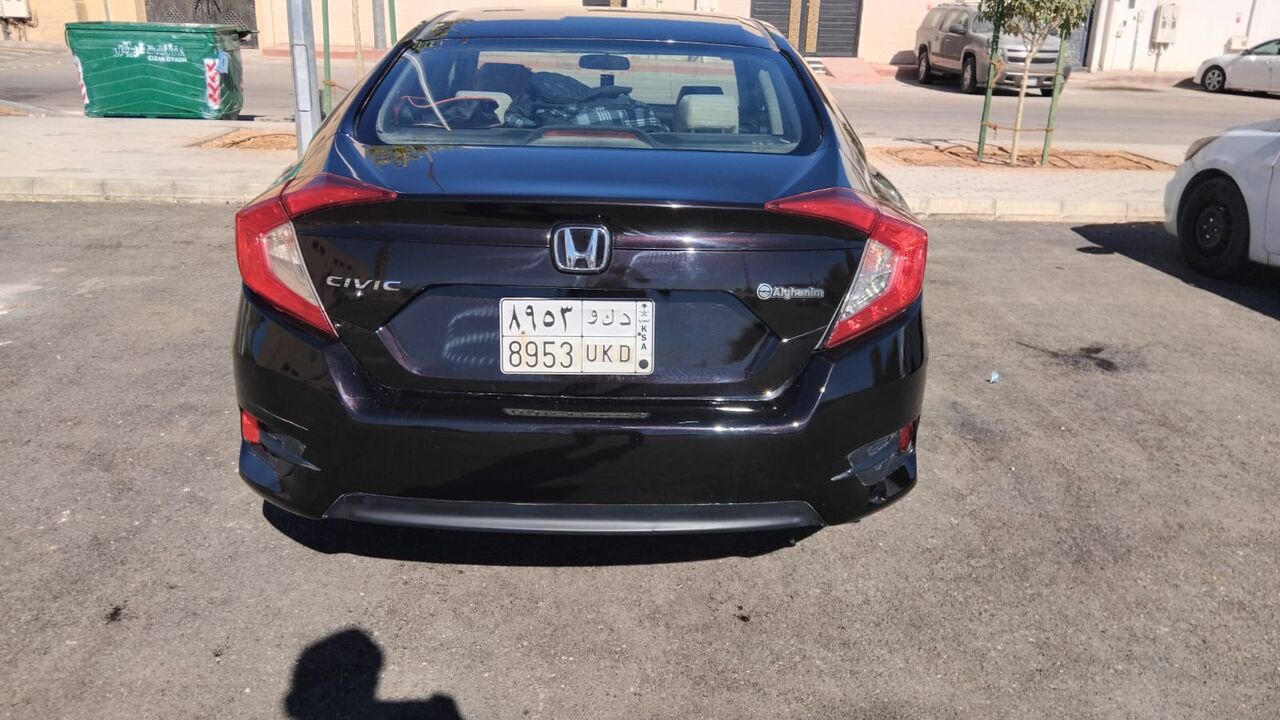 Riyadh, Vehicles, Cars & Trucks , SAR 35000,  Honda Civic,  2018,  Automatic,  216000 KM,