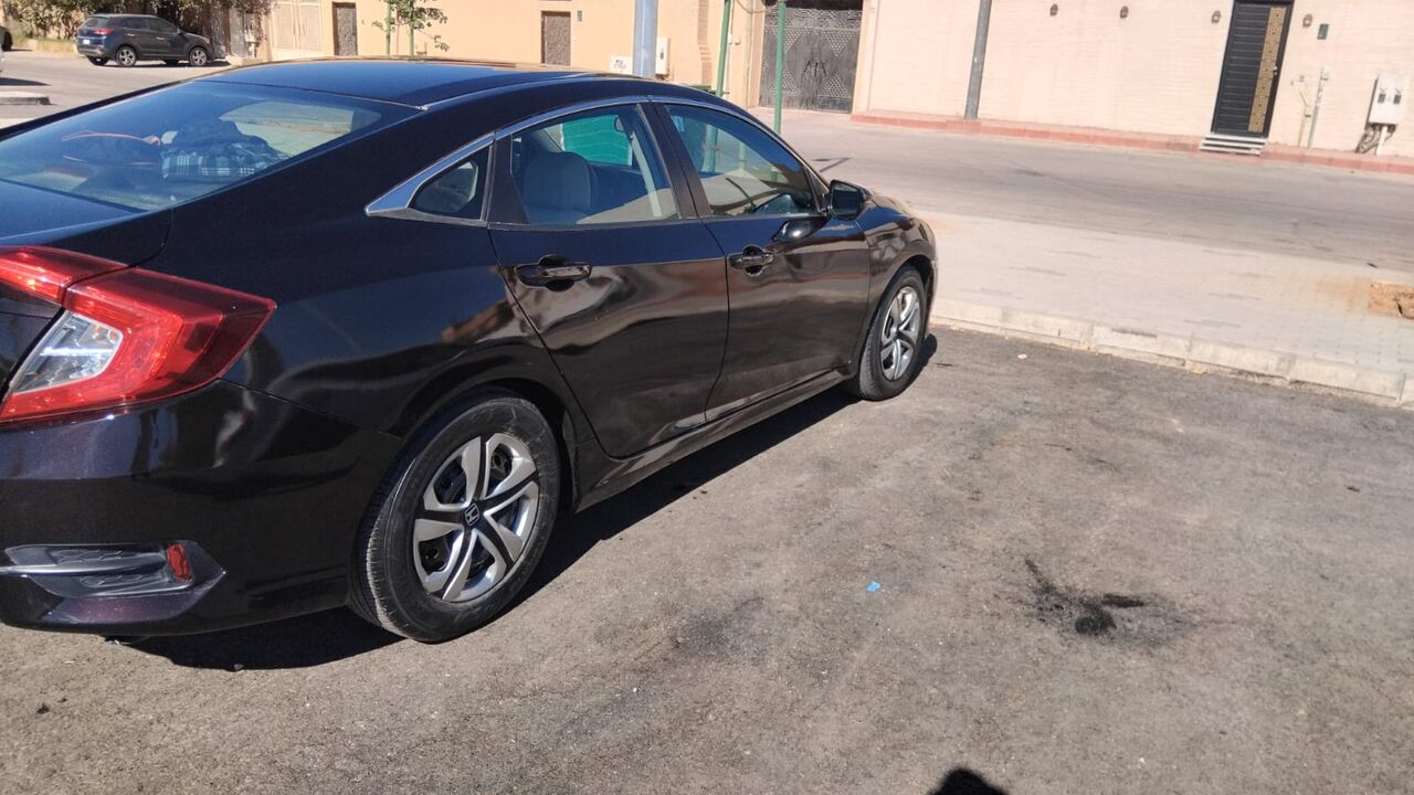 Riyadh, Vehicles, Cars & Trucks , SAR 35000,  Honda Civic,  2018,  Automatic,  216000 KM,