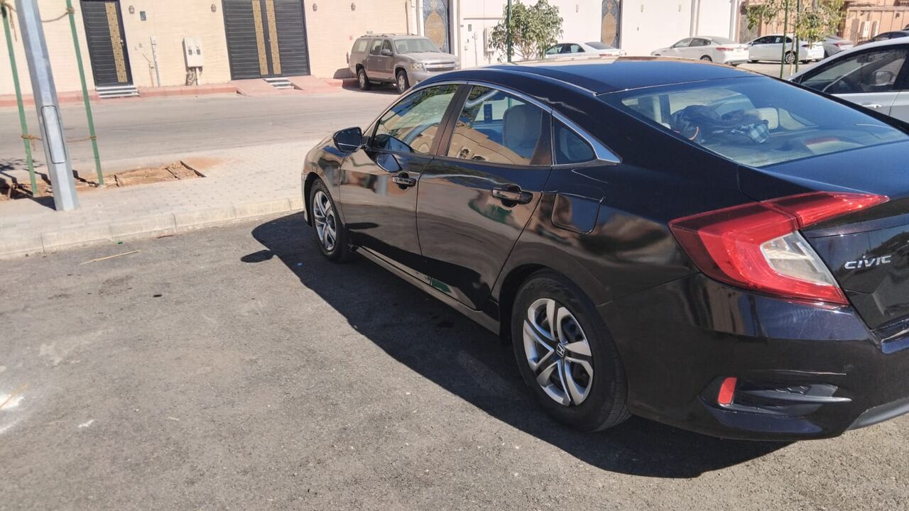 Riyadh, Vehicles, Cars & Trucks , SAR 35000,  Honda Civic,  2018,  Automatic,  216000 KM,