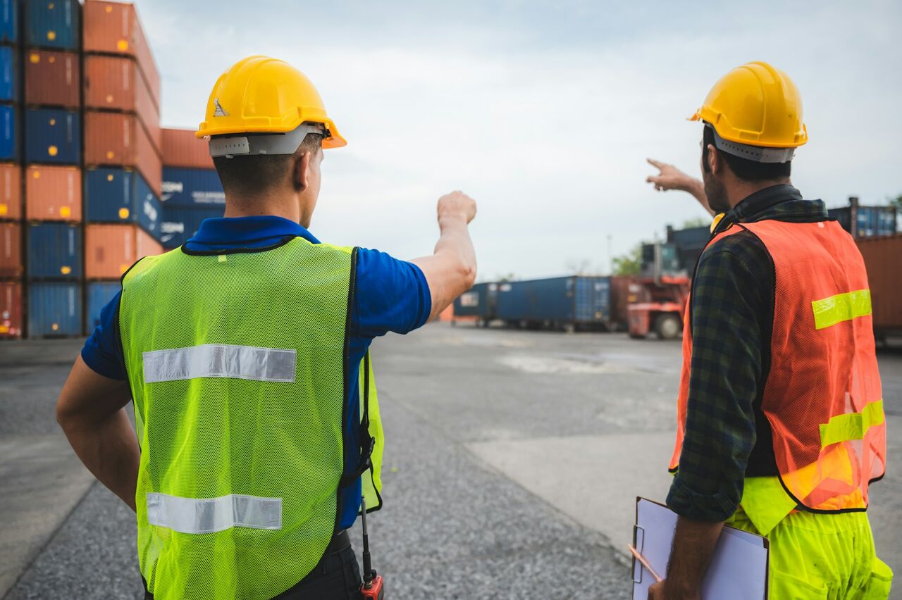 Sharjah, Logistics, Best Freight Forwarding Solutions | Al Hamriyah Sharjah - F 4 Forwarders FZC