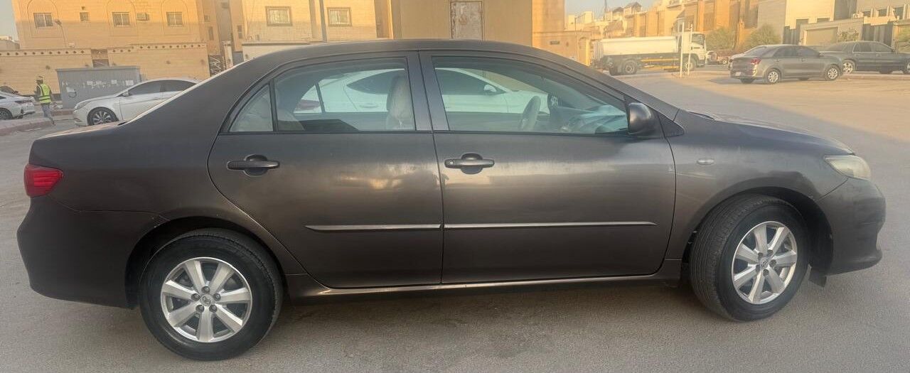 Riyadh, Vehicles, Cars & Trucks , SAR 23000,  TOYOTA COROLLA,  2010,  Automatic,  327000 KM,   1.8L