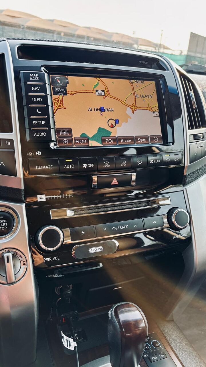 Dhahran, Vehicles, Cars & Trucks , SAR 153000,  Toyota Land Cruiser VXR,  2015,  Automatic,  203000 KM,  Toyota LC , VXR 5.8L, Special Edition