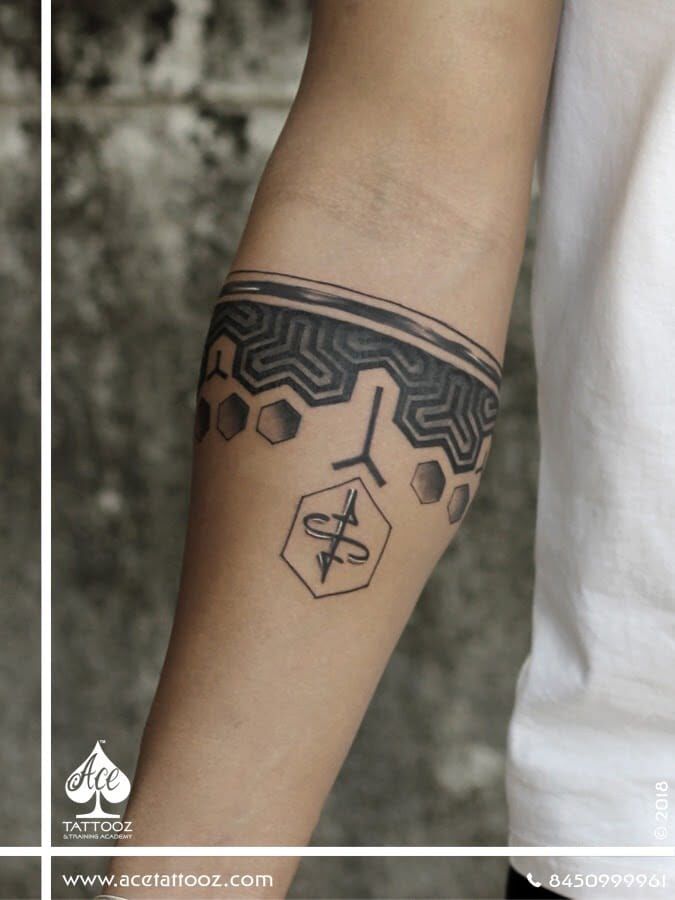 Mumbai, Creative, Armband Tattoo Ideas: Bold Patterns For A Distinctive Look