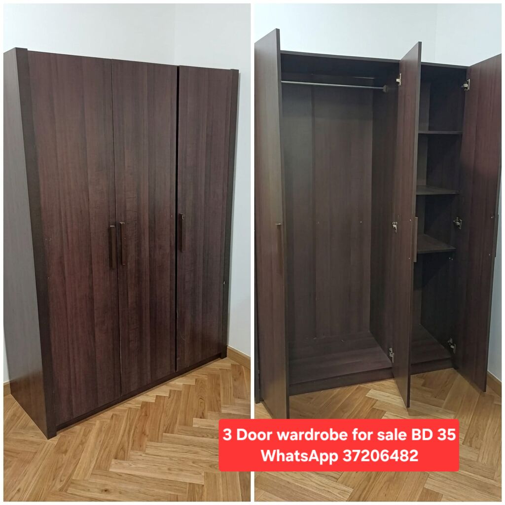 Manama, Furniture, BHD 35,  ✅️ 3 Door Wardrobe For Sale In Good Condition With Delivery