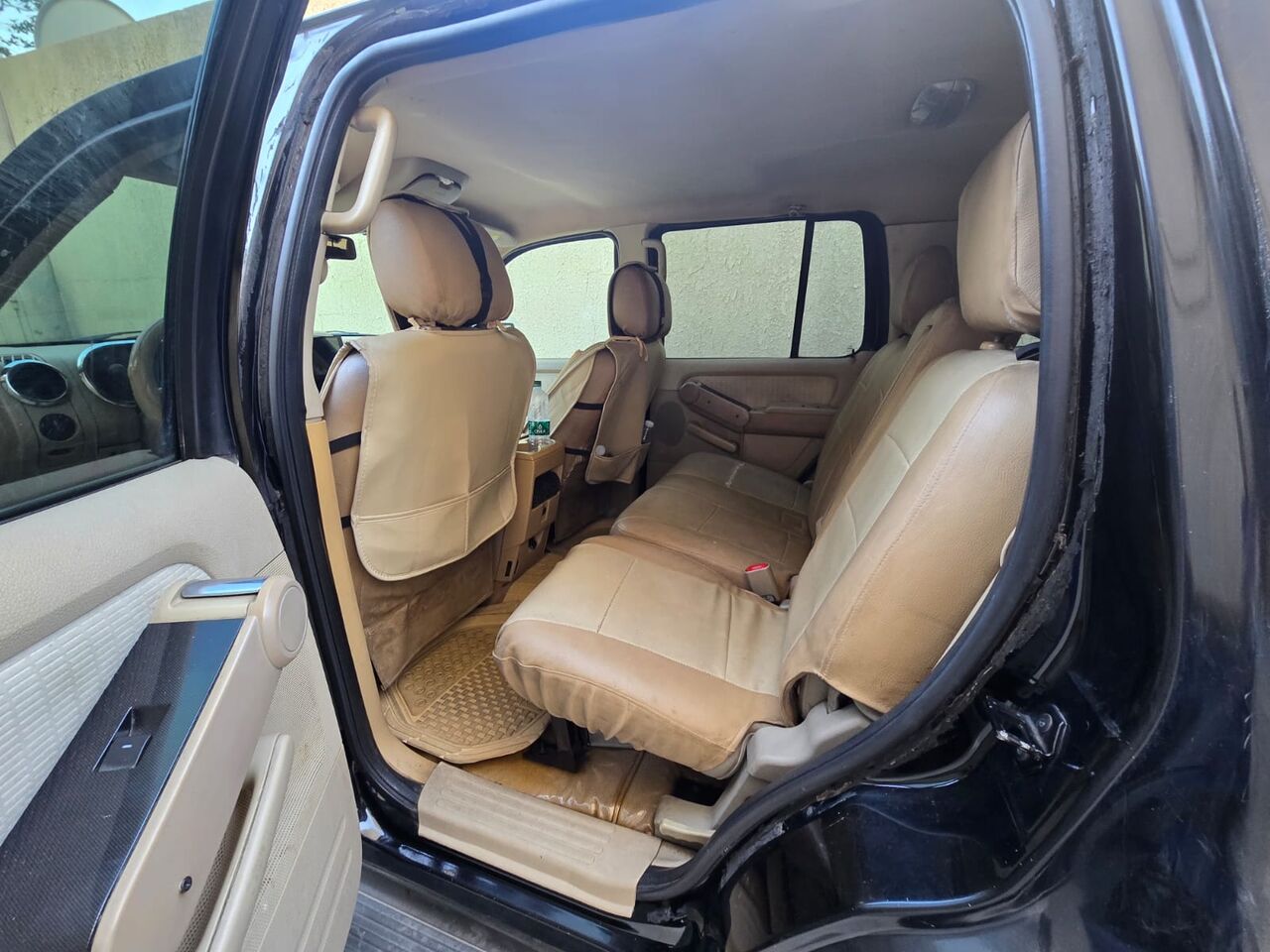 Riyadh, Vehicles, Cars & Trucks , SAR 12,  Ford Explorer,  2006,  Automatic,  490 KM,  Urgent Sale.... Exit