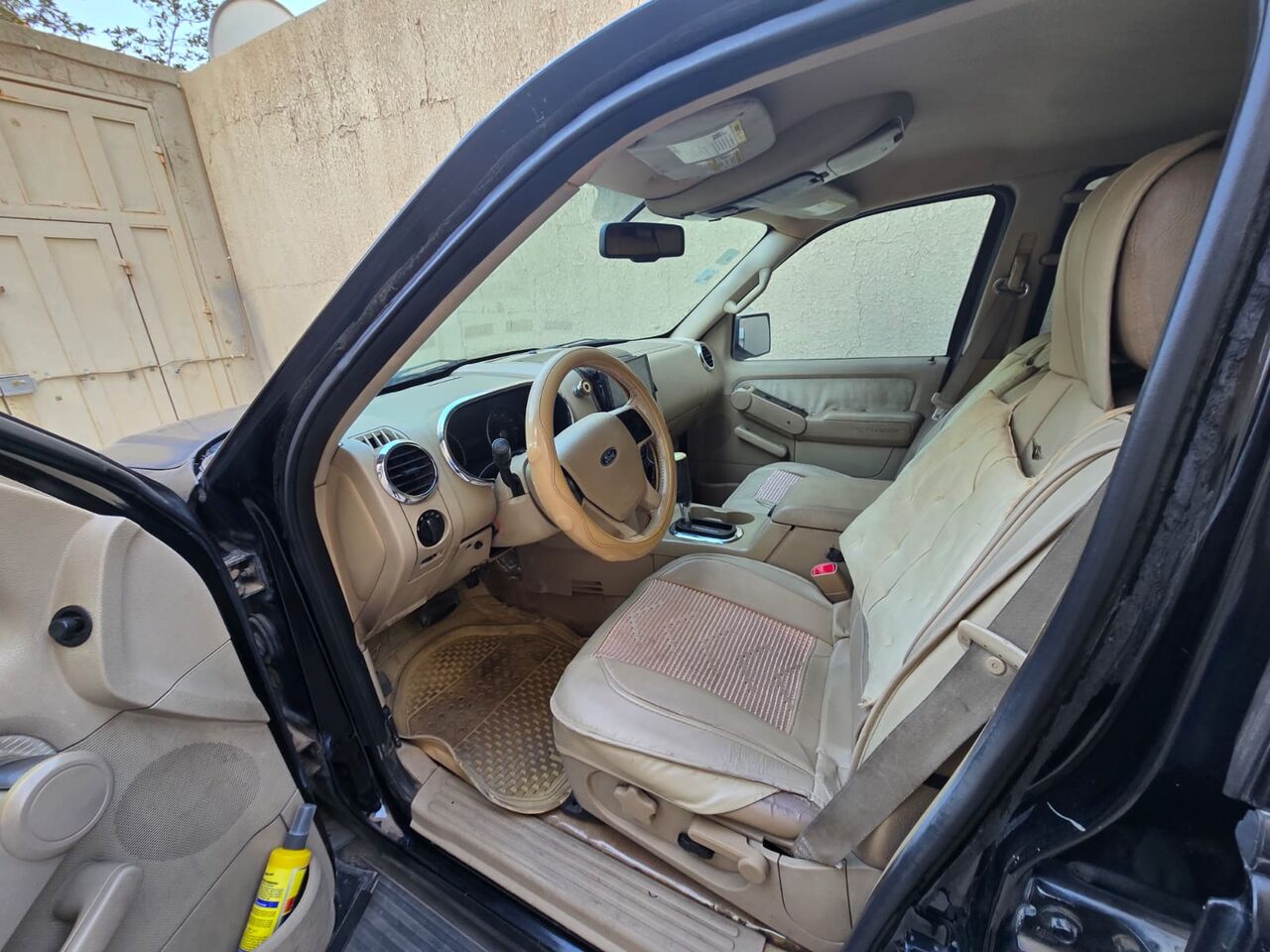 Riyadh, Vehicles, Cars & Trucks , SAR 12,  Ford Explorer,  2006,  Automatic,  490 KM,  Urgent Sale.... Exit