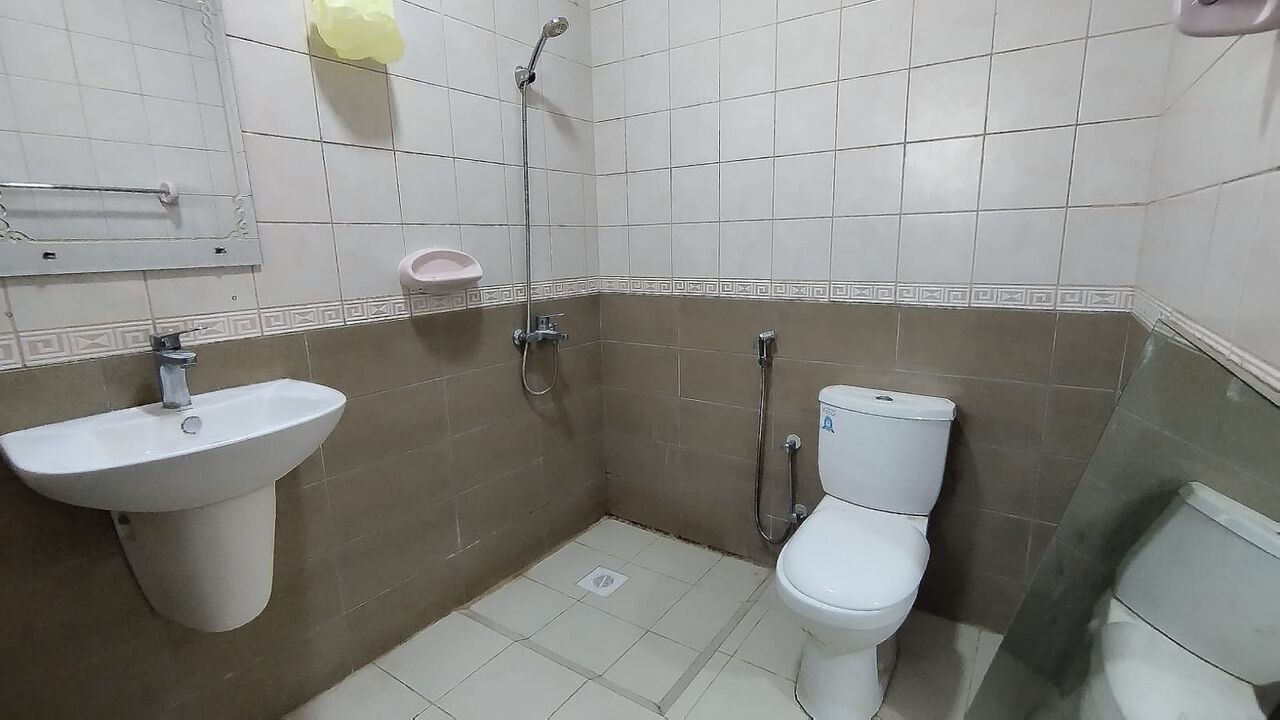 Manama, Apartments, Flats, Houses & Villas, BHD 150/year,  1 BR,  Um Al Hassam:- Studio Flat On Rent With Unlimited Ewa..