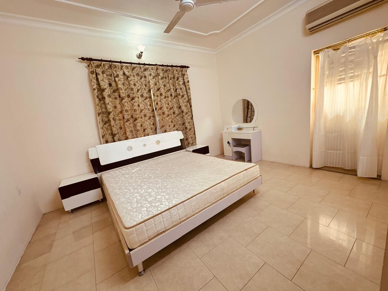 Adliya, Apartments, Flats, Houses & Villas, BHD 260/month,  Furnished,  1 BR,  FURNISHED ONE BEDROOM FLAT FOR RENT IN ADLIYA
