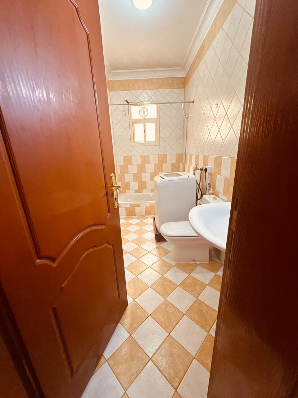 Adliya, Apartments, Flats, Houses & Villas, BHD 260/month,  Furnished,  1 BR,  FURNISHED ONE BEDROOM FLAT FOR RENT IN ADLIYA