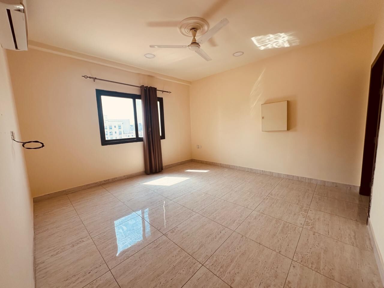 Adliya, Apartments, Flats, Houses & Villas, BHD 230/month,  1 BR,  SEMI FURNISHED ONE BEDROOM FLAT FOR RENT IN ADLIYA