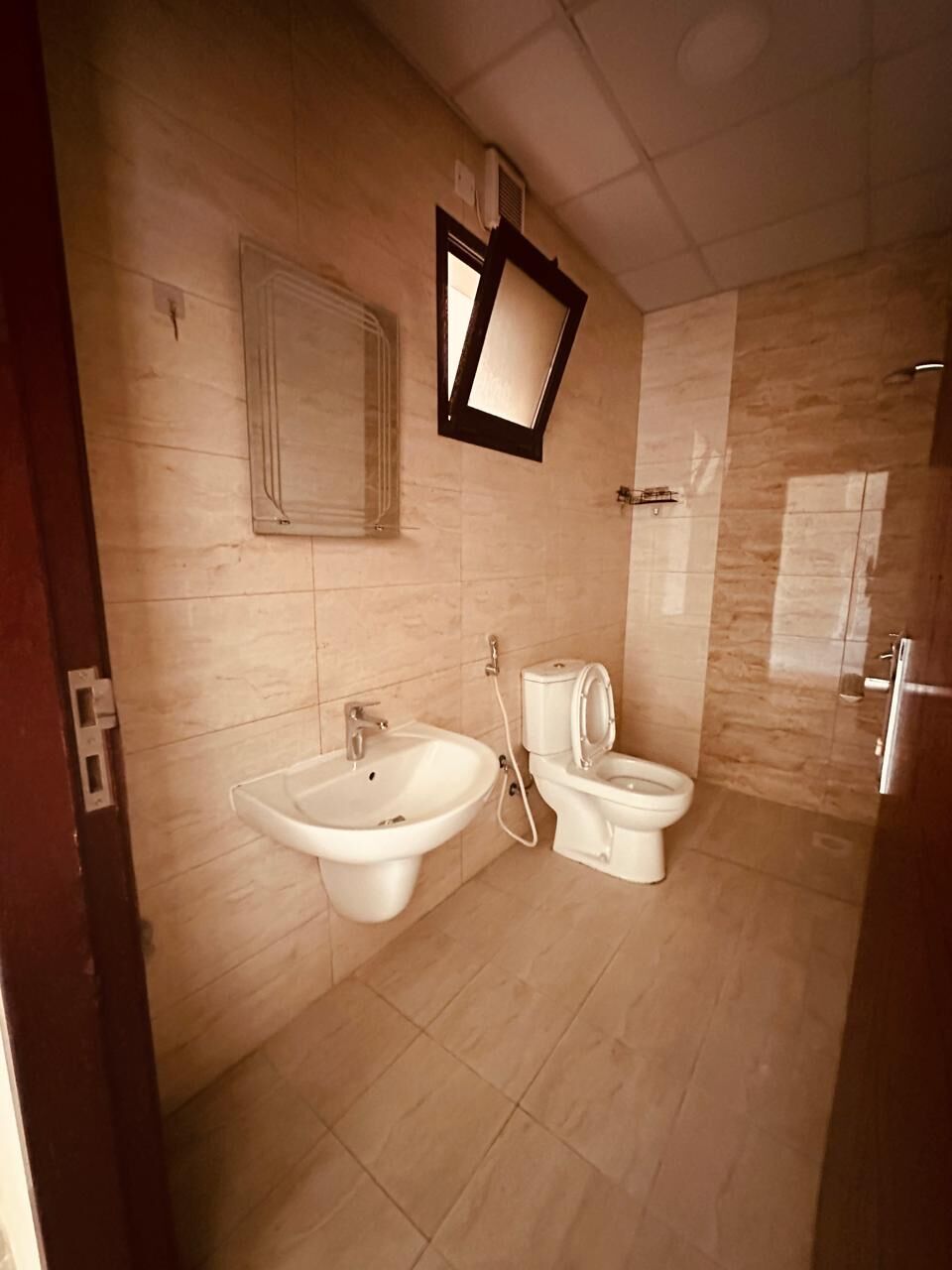 Adliya, Apartments, Flats, Houses & Villas, BHD 230/month,  1 BR,  SEMI FURNISHED ONE BEDROOM FLAT FOR RENT IN ADLIYA