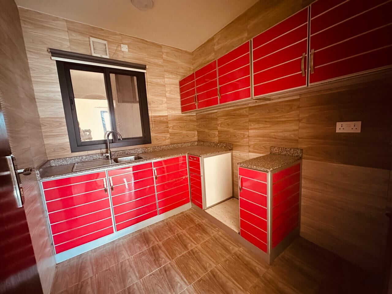 Adliya, Apartments, Flats, Houses & Villas, BHD 230/month,  1 BR,  SEMI FURNISHED ONE BEDROOM FLAT FOR RENT IN ADLIYA