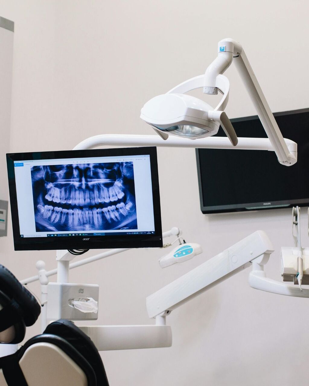 London, Dental, Emergency Tooth Extraction Services In Langley