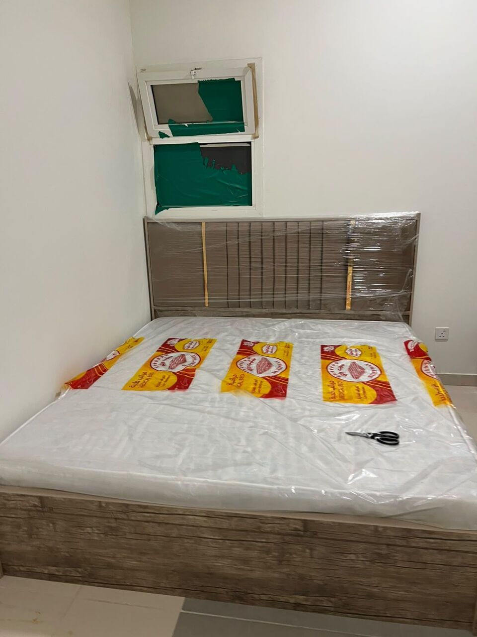 Al Khalidiyah, Furniture, SAR 11,  New Bedroom Set Sale Online Home Devlree