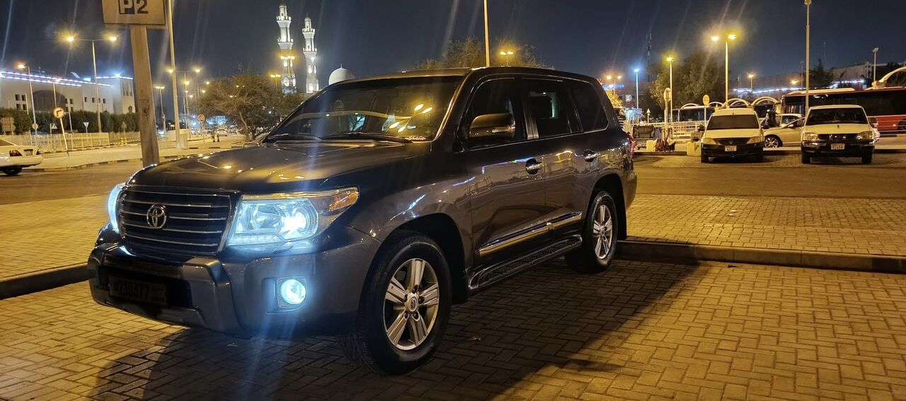 Tubli, Vehicles, Cars & Trucks , BHD 9900,  Toyota Land Cruiser GXR,  2013,  Automatic,  336428 KM,   For Sale