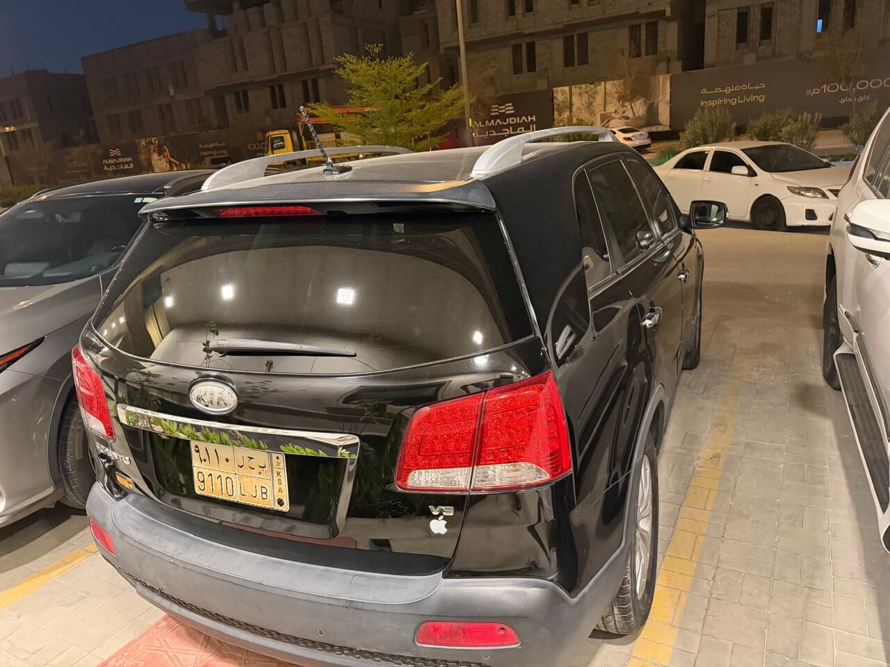 Riyadh, Vehicles, Cars & Trucks , SAR 21000,  Kia Sorento,  2010,  Automatic,  310000 KM,