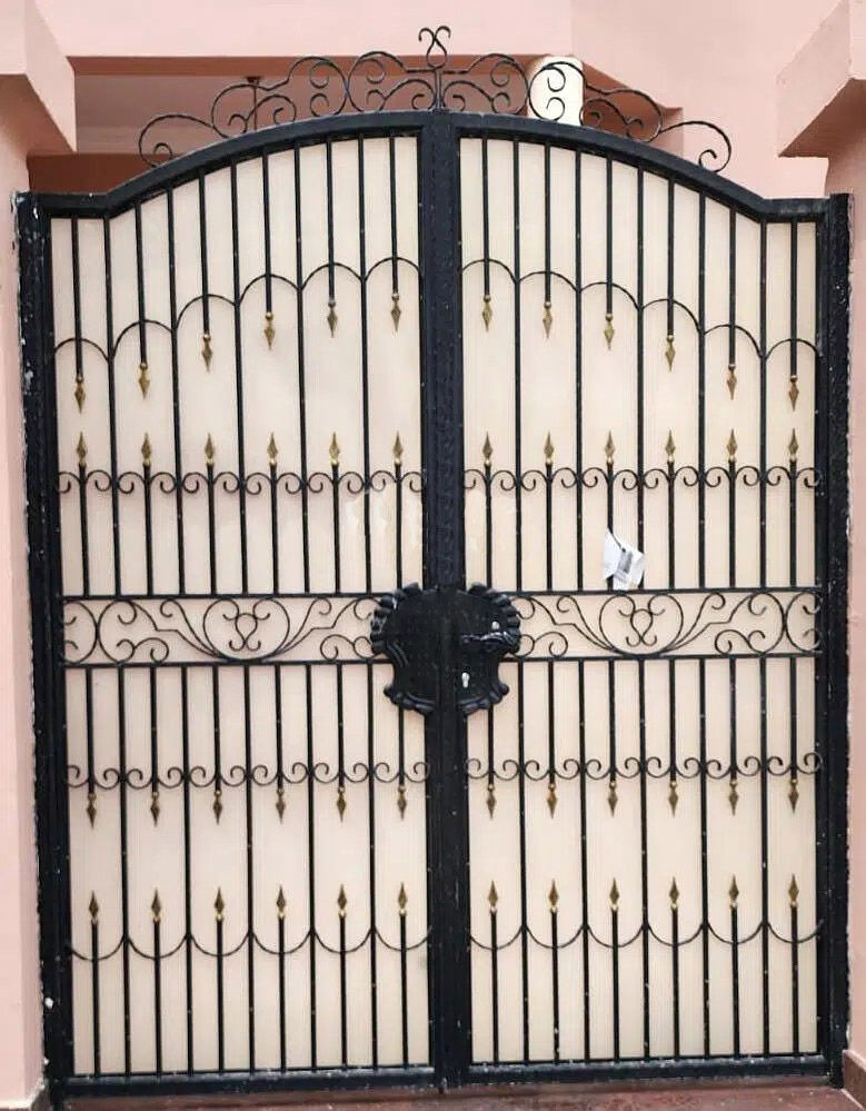Hamad Town, Household Items, BHD 60,  Wrought Iron Gate For Sale - للبيع باب حديد مطاوع