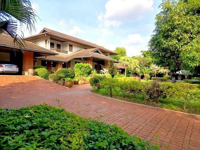 Bangkok, Real Estate For Sale, THB 35000000,  3 BR,  617 Sq. Feet,  ขายบ้านพร้อมที่ดินในโครงการสนาม