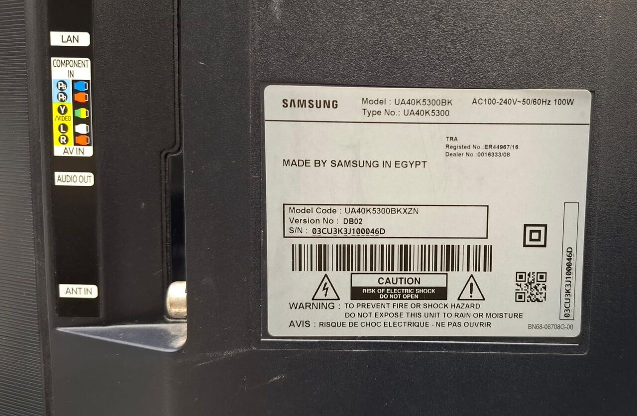 Manama, Computers, BHD 33,  Samsung 40" Smart LED TV With Original Remote Good Working (Price 33/-BD) Call: 34593559