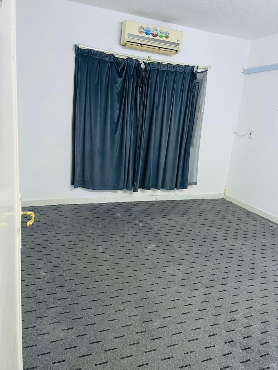 Al Olaya, Apartments, Flats, Houses & Villas, SAR 32000/year,  1 BR,  Flat For Rent (Villa Portion) - Family / Couple