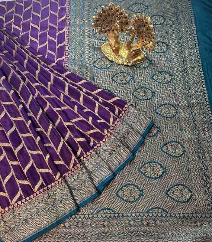 Mumbai, Clothing & Accessories, INR 13499,  Silk Saree Gift For Women &ndash; Elegant Gifts For Every Occasion